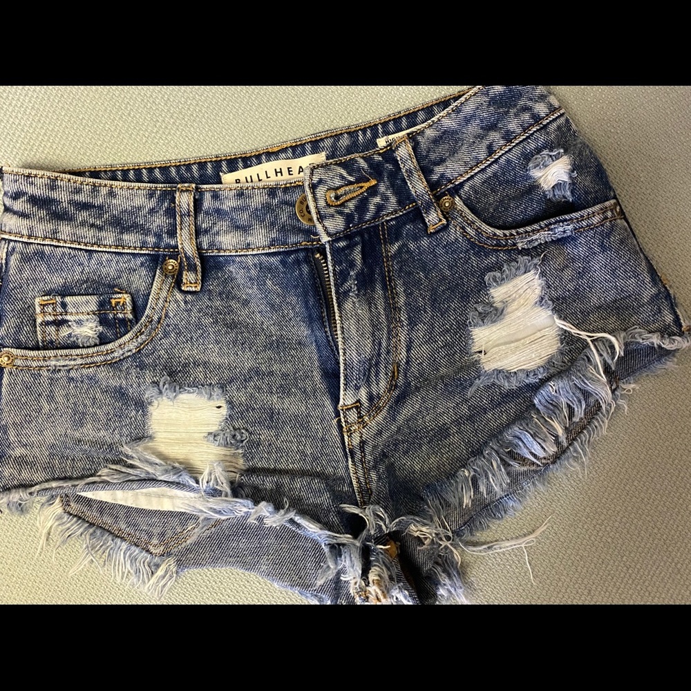 Bullhead jean shorts